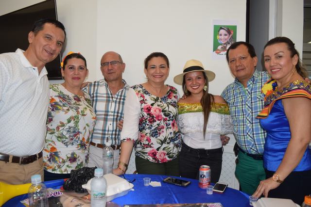 Mauricio Trujillo, Olga Paredes, Wilson Muñoz, Clara Inés Medina, Jessica Cadena, José Elder Gómez y Jasminia Pérez